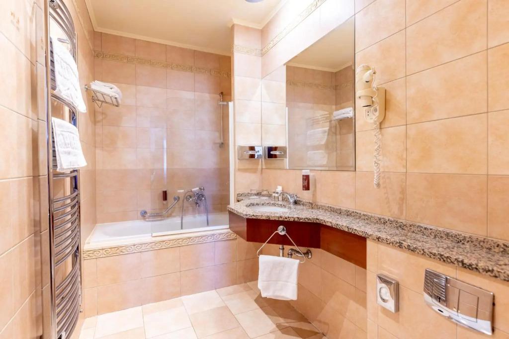 hotel image 37