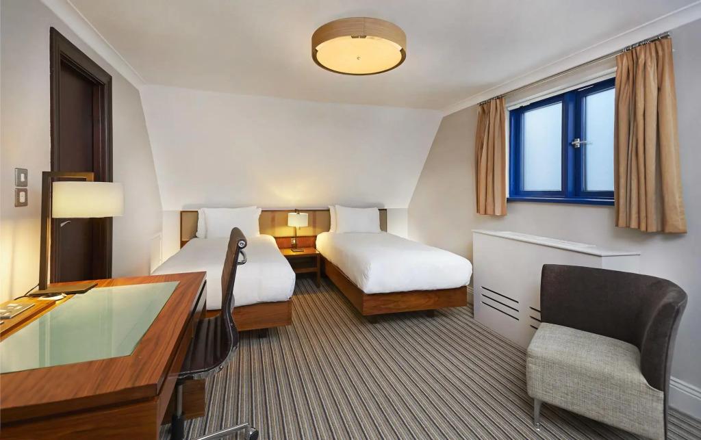 hotel image 8