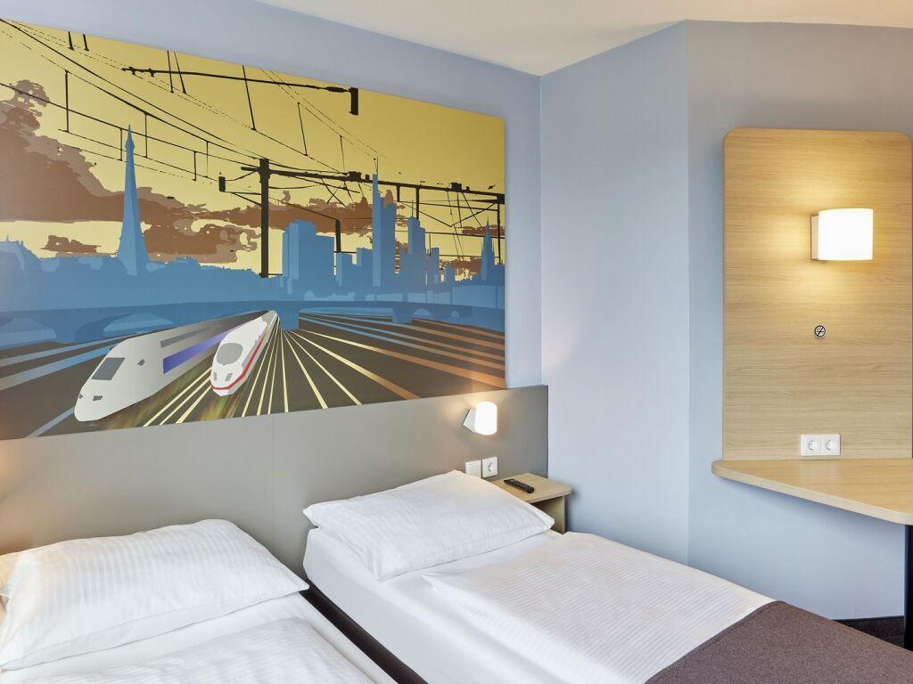 hotel image 13