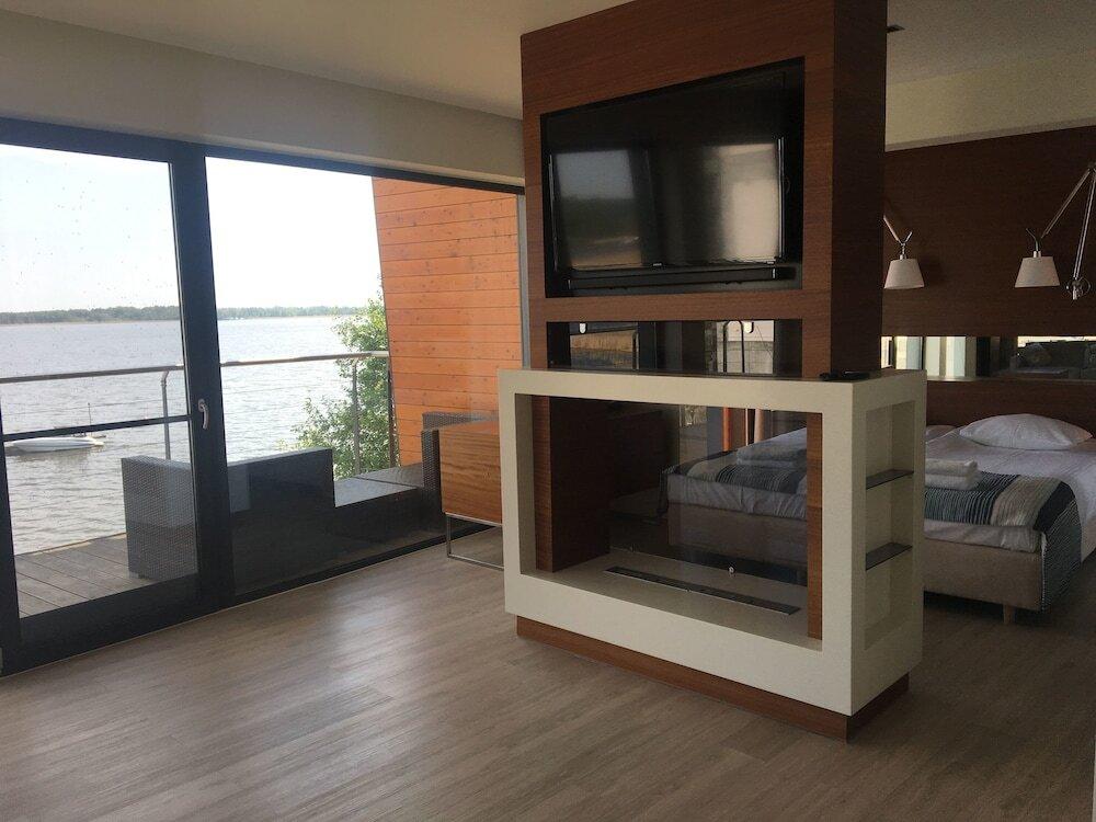 hotel image 18
