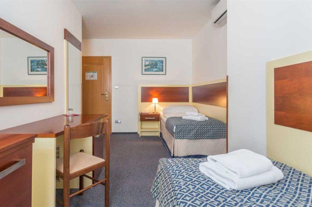 hotel image 12