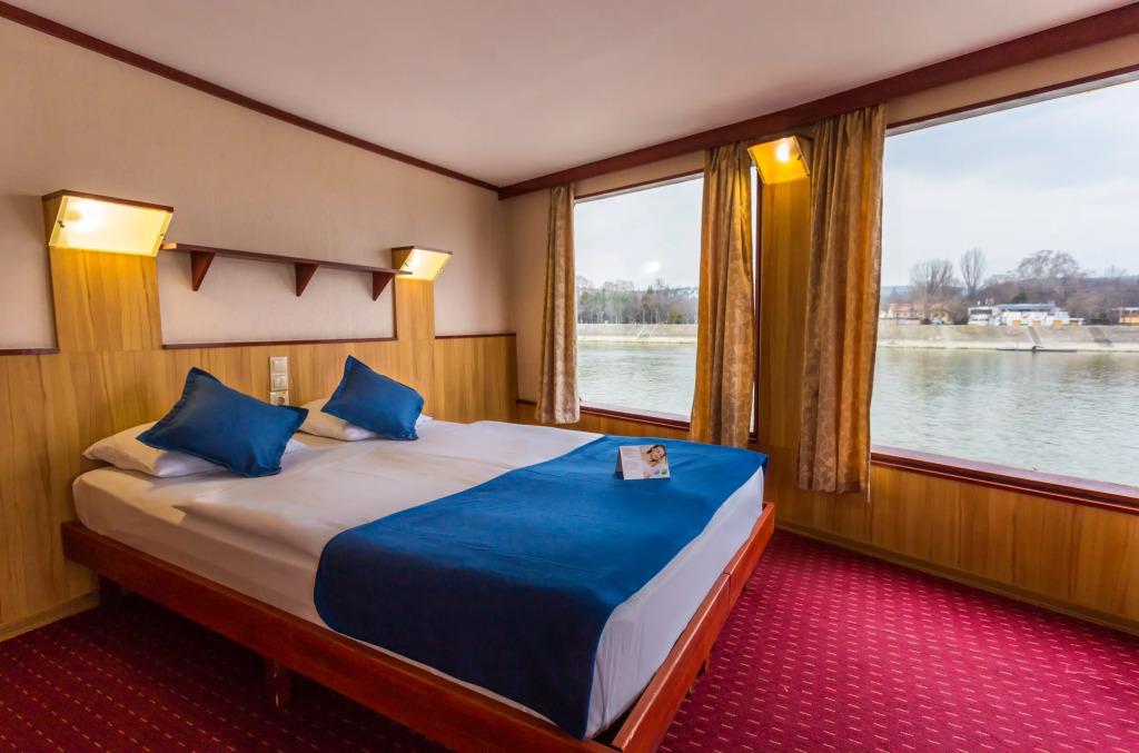 hotel image 39
