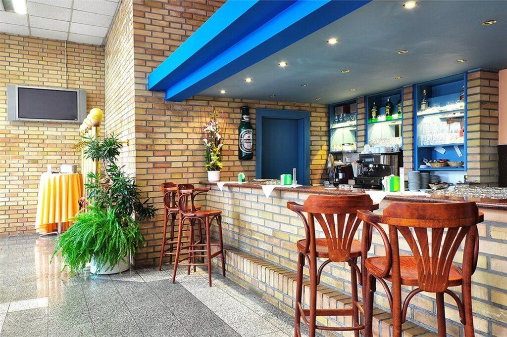 hotel image 16