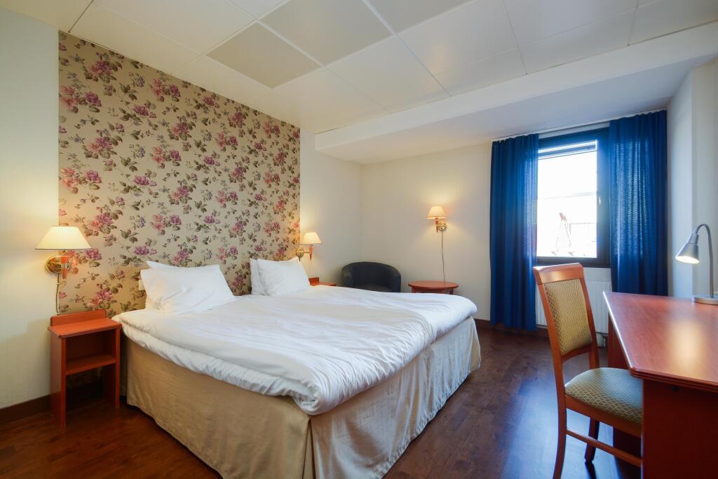 hotel image 9