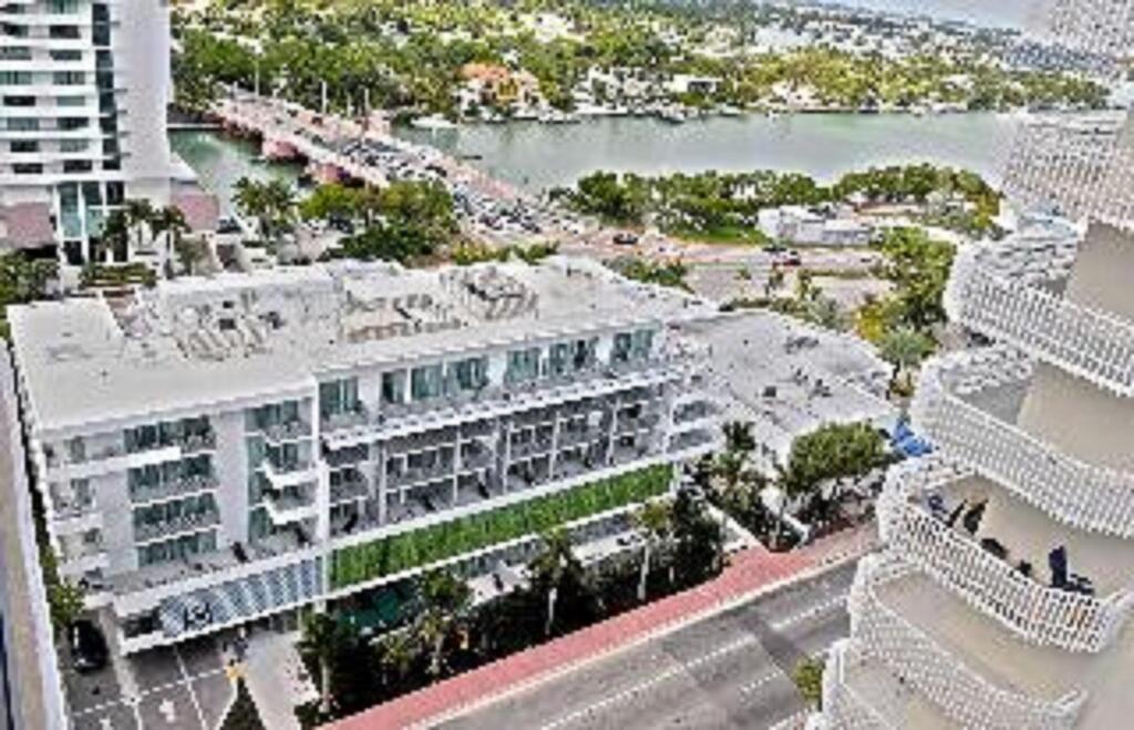 hotel image 10
