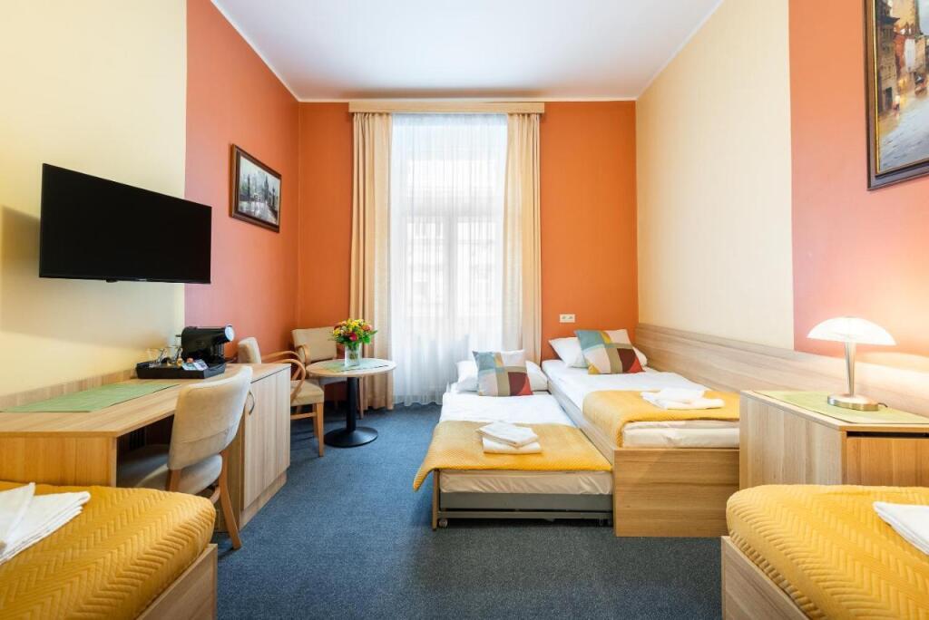 hotel image 13