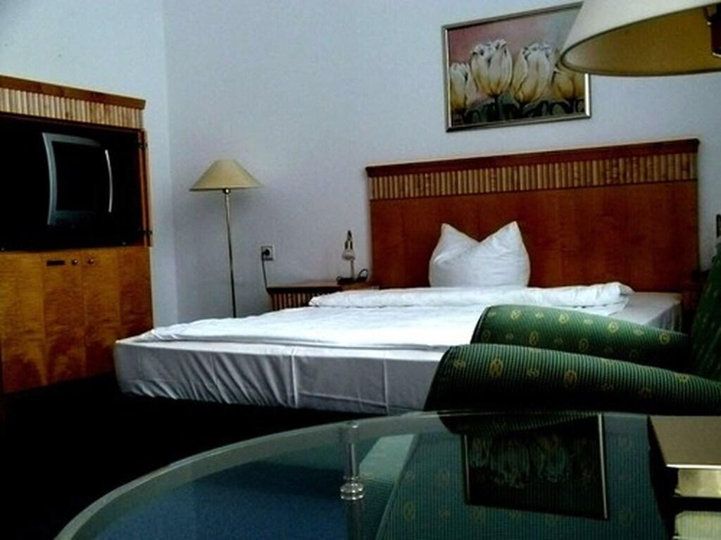 hotel image 13