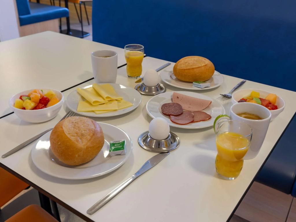 hotel image 12