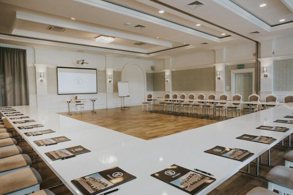 hotel image 13