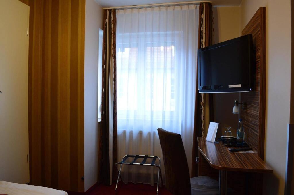 hotel image 9