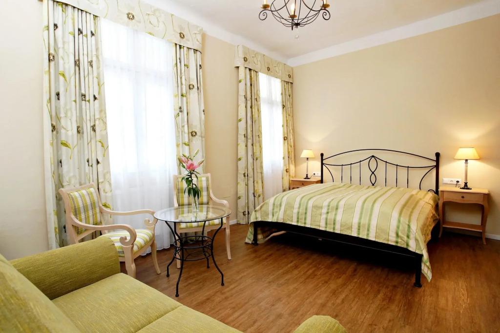 hotel image 13
