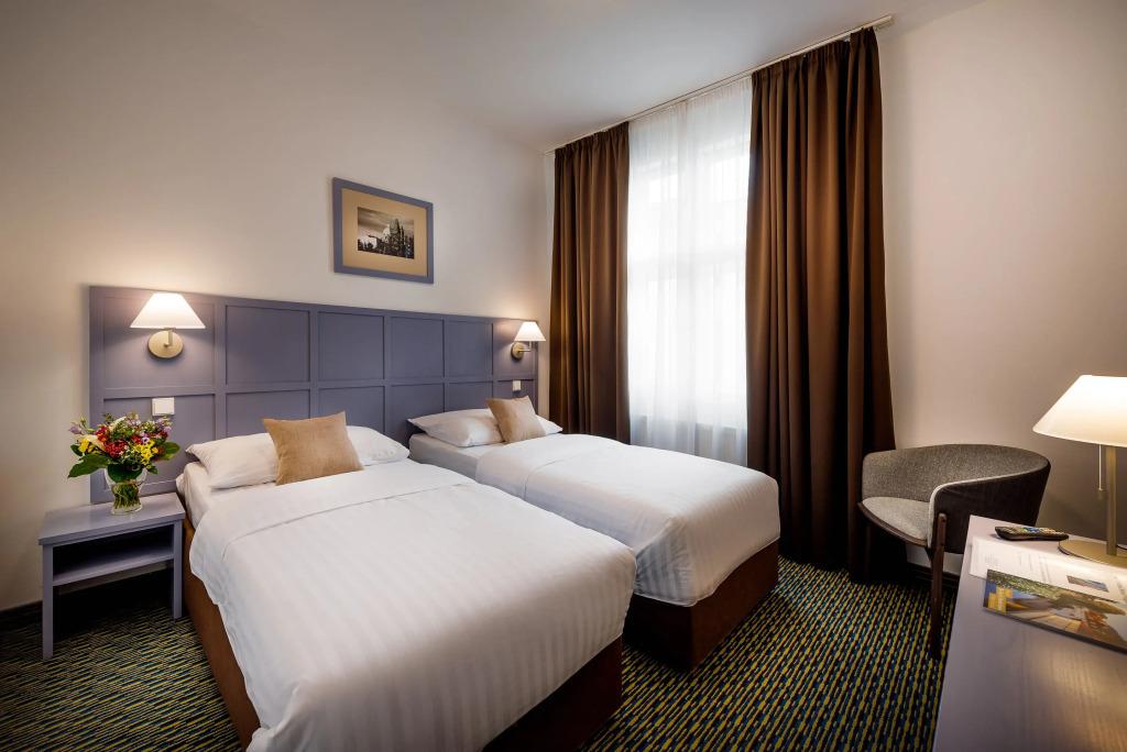 hotel image 9