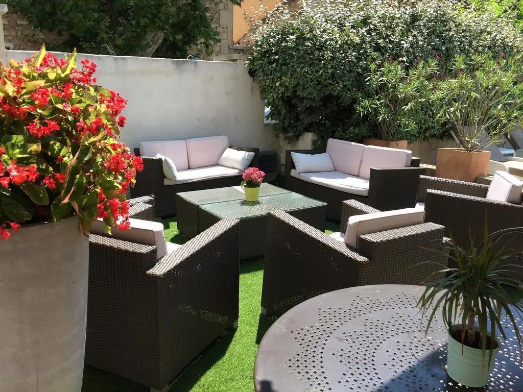 hotel image 10