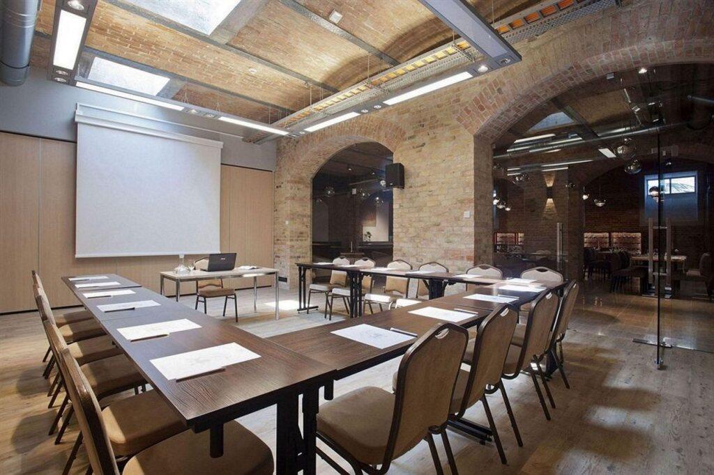 hotel image 10