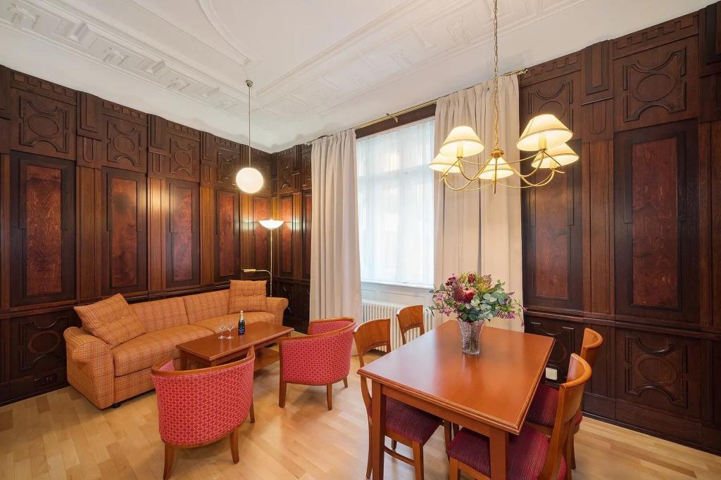 hotel image 9