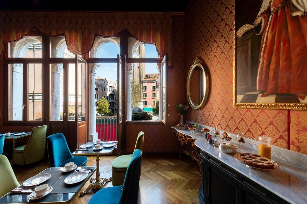 hotel image 11