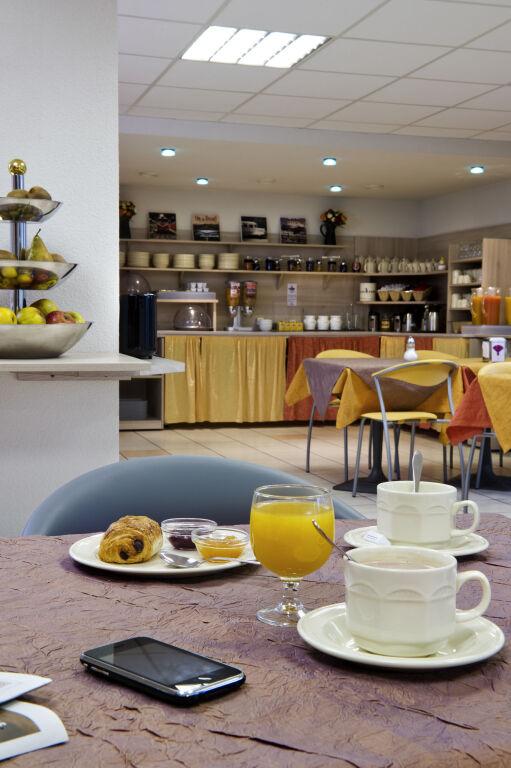 hotel image 13