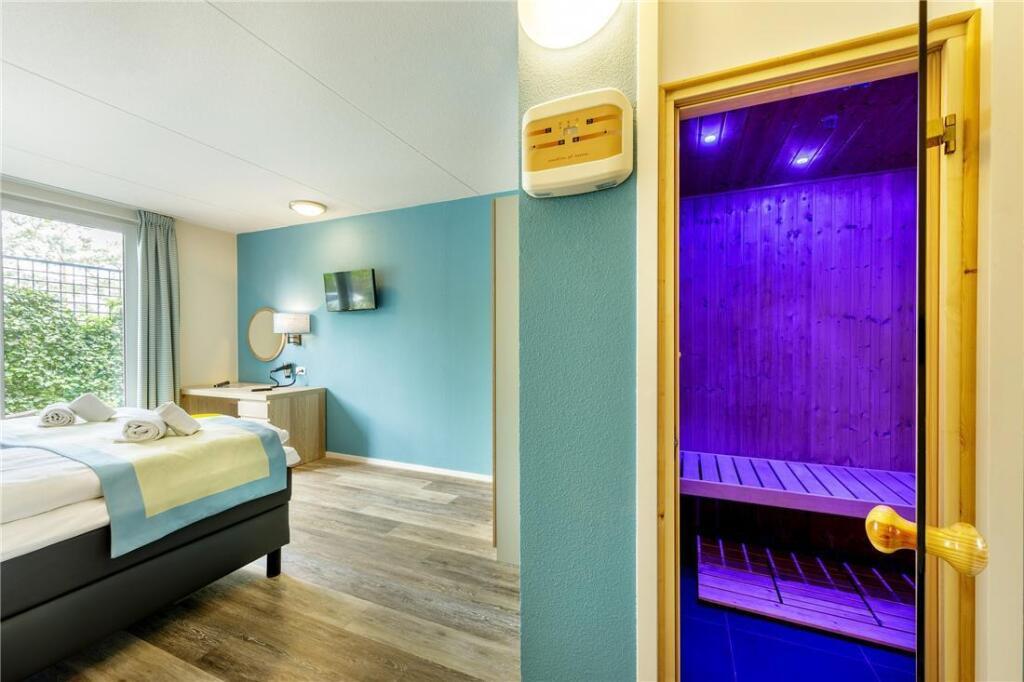 hotel image 10
