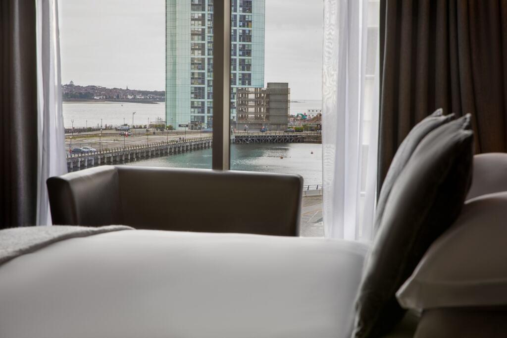 hotel image 16