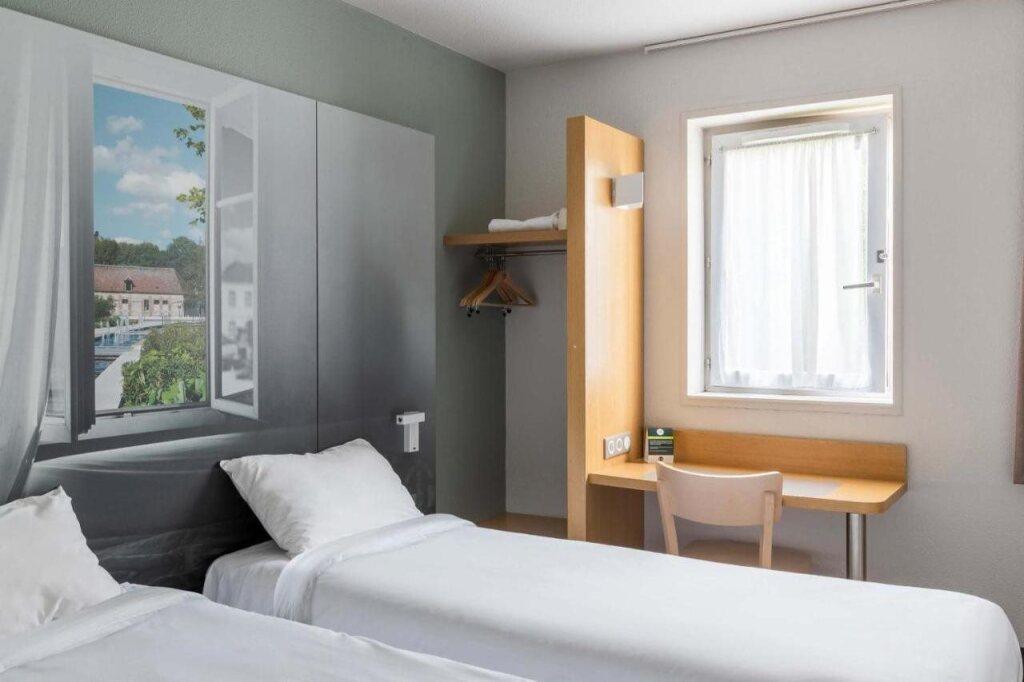 hotel image 11