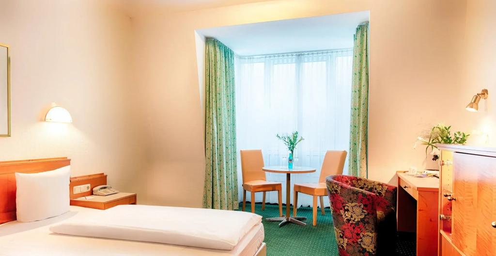 hotel image 8