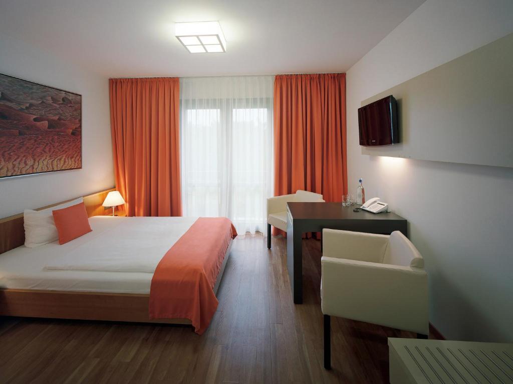 hotel image 16