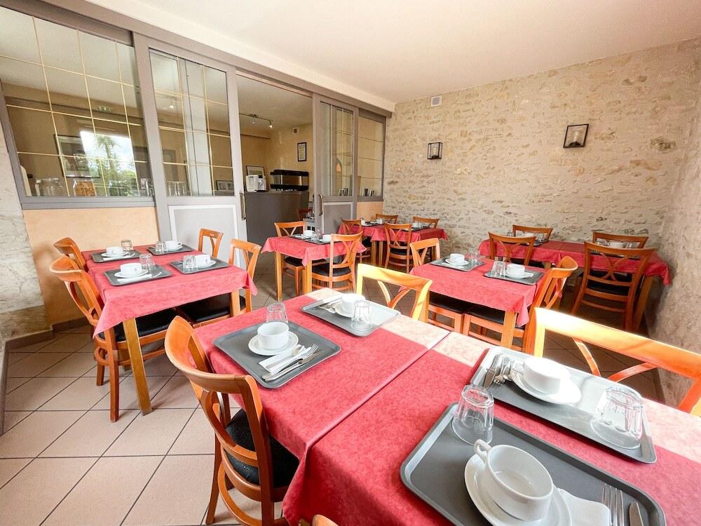 hotel image 10