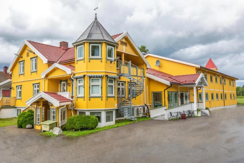 hotel image 6