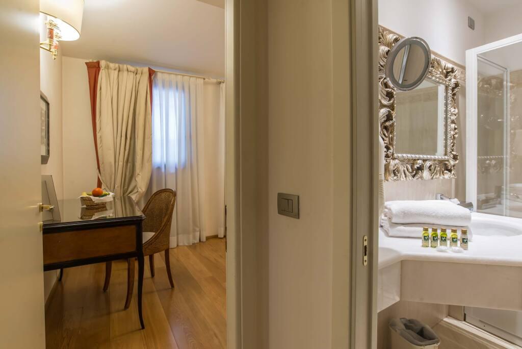 hotel image 24