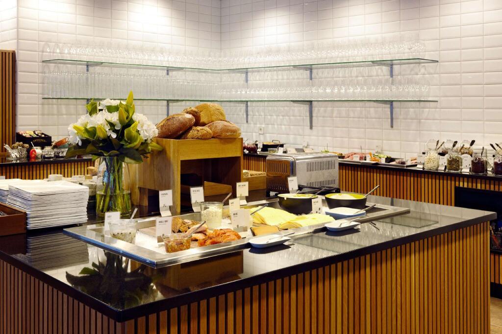 hotel image 13