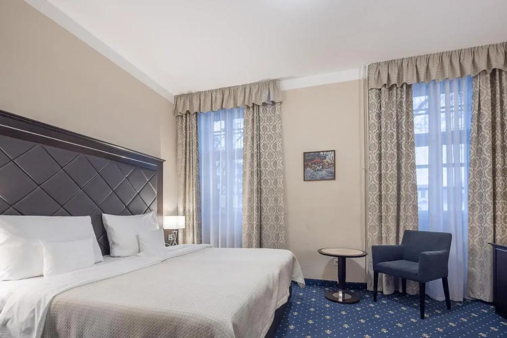 hotel image 10