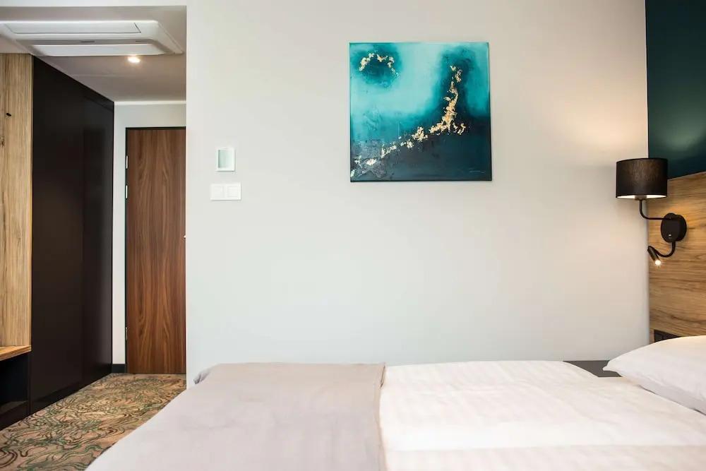 hotel image 16