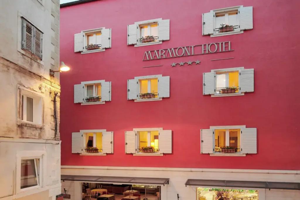 hotel image 43