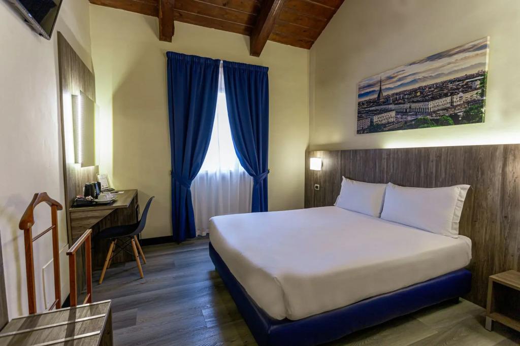 hotel image 16