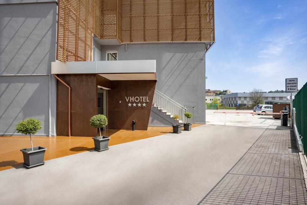 hotel image 12