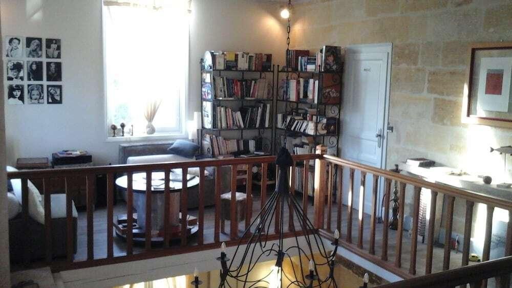 hotel image 10