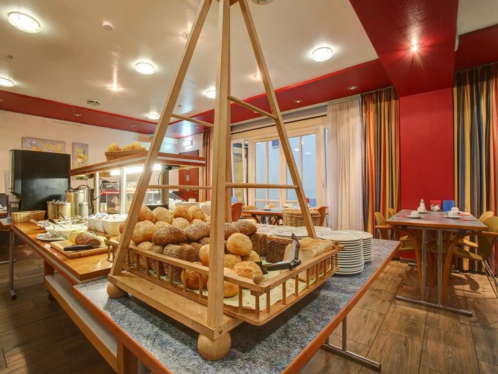 hotel image 9