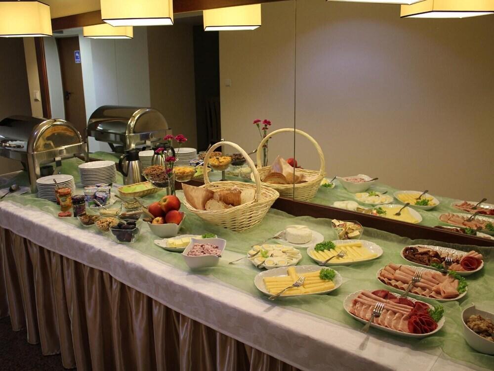 hotel image 9