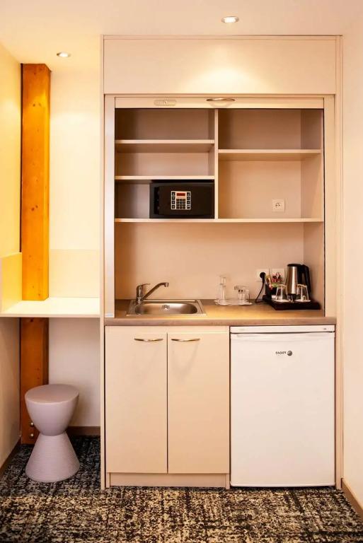 hotel image 12