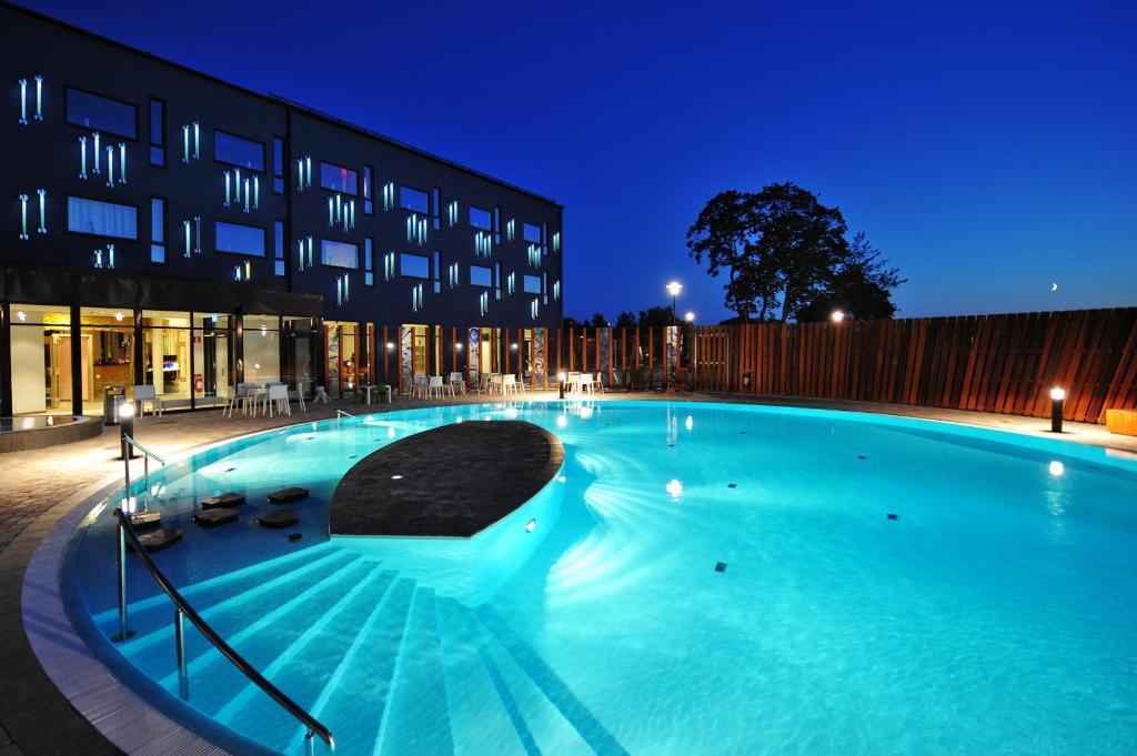 hotel image 16