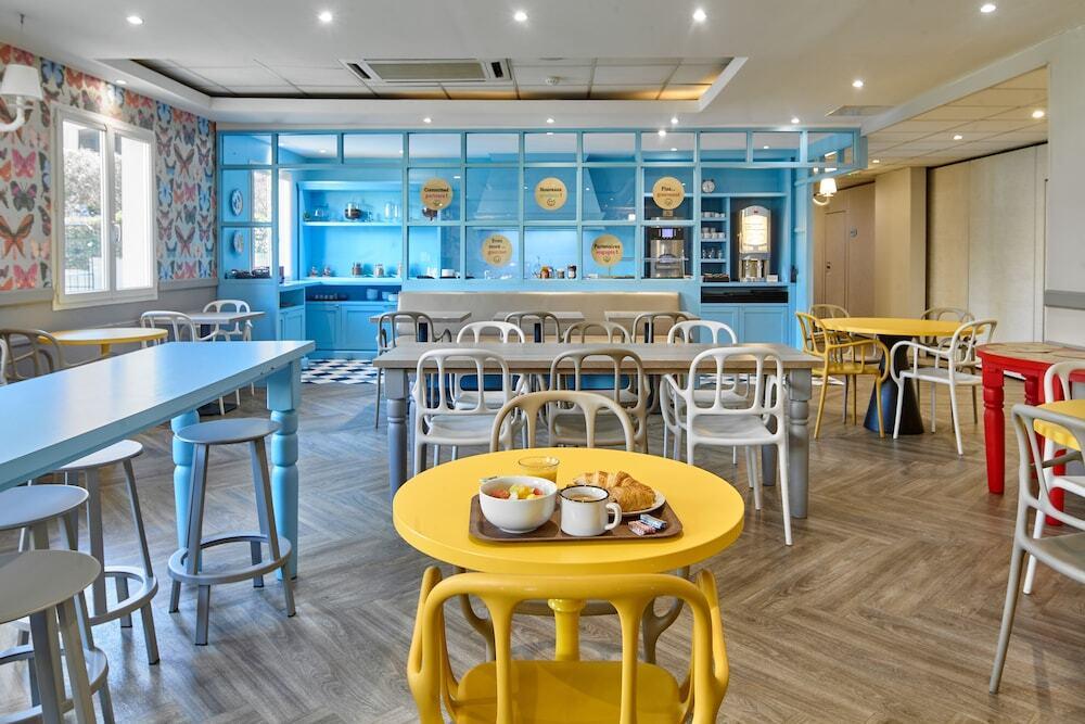 hotel image 8