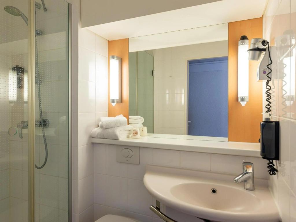 hotel image 13