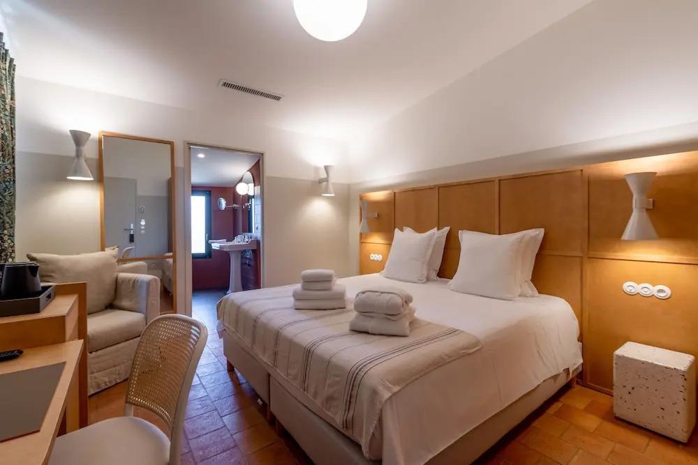 hotel image 12