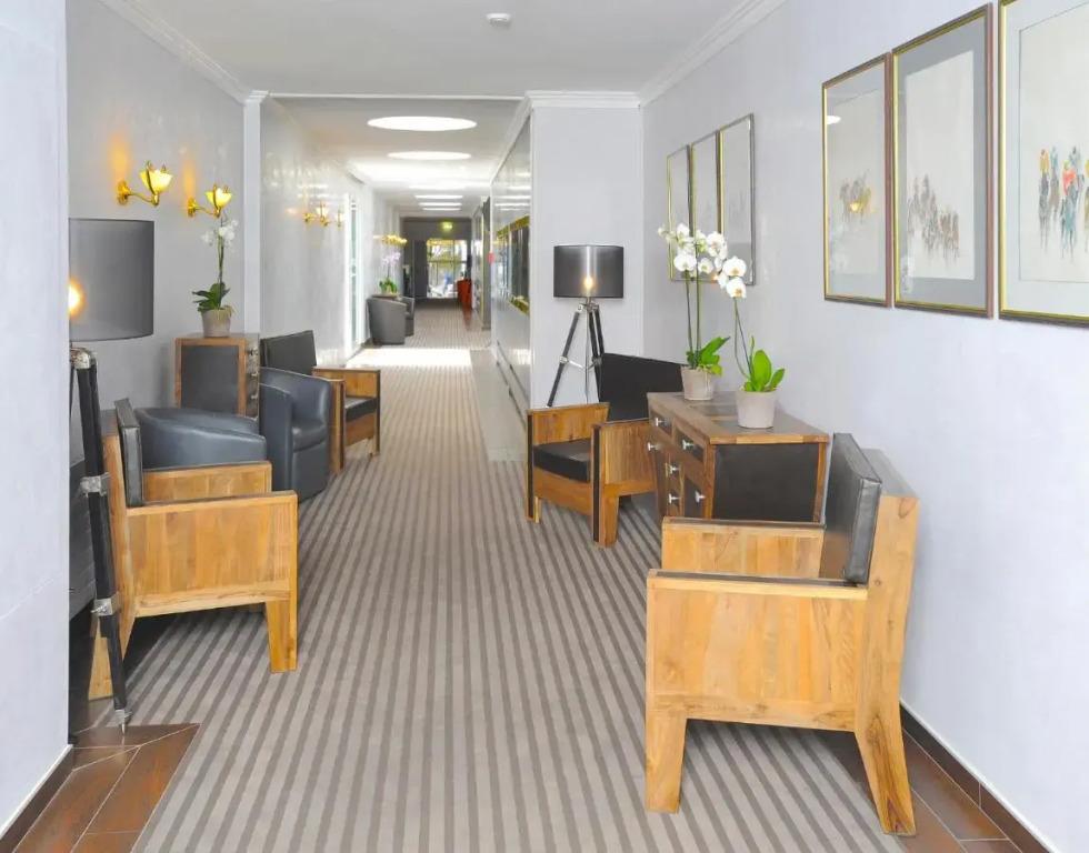 hotel image 10