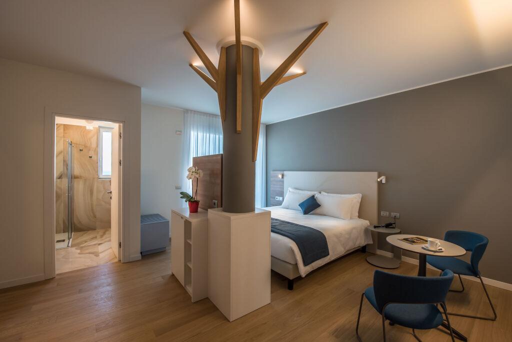 hotel image 12