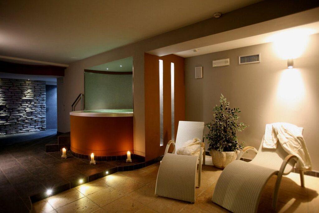 hotel image 13