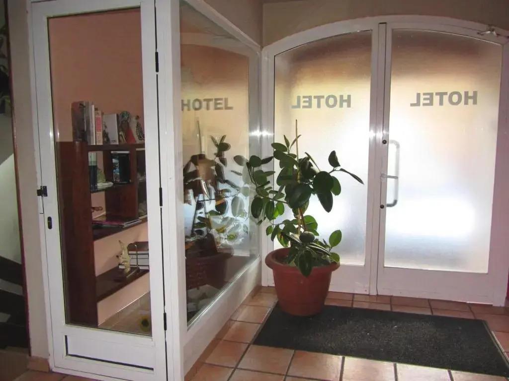 hotel