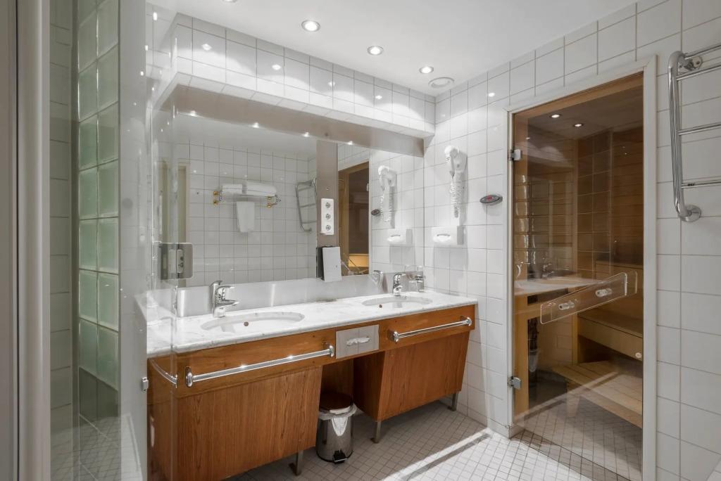 hotel image 12