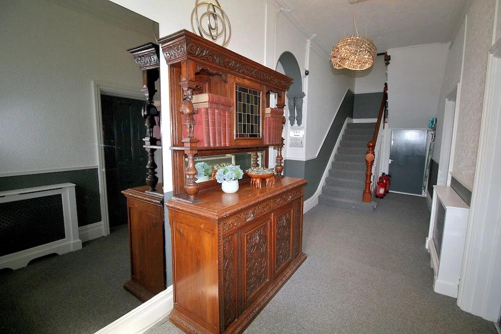 hotel image 10