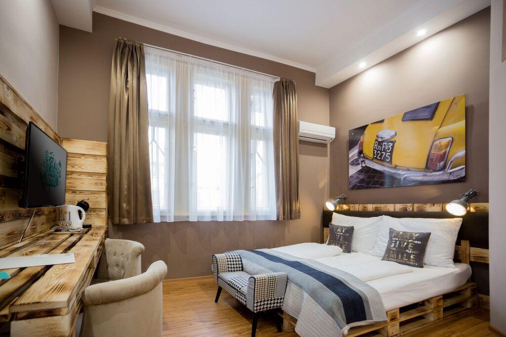 hotel image 7